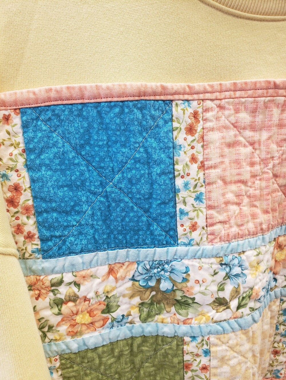 Upcycled Sweatshirt Spring - Picture 3 of 7